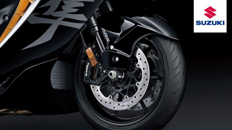 Suzuki-Hayabusa-4T-Negro-1220221116235048