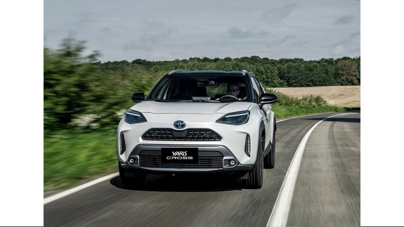 YARIS-CROSS-XS-01_20240920234248