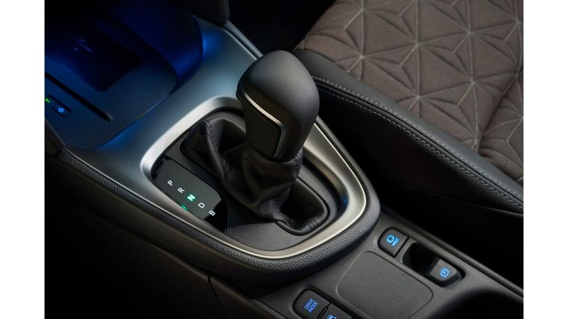 YARIS-CROSS-XS-03_20240920234248