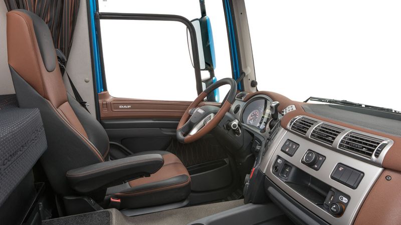 DAF-Camion-CF-410-CC-182232355-2_20240227170036