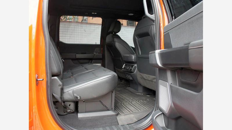 Ford-F-150-0736319229-08_20241121003227