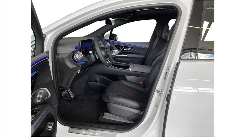 EQS-450-4Matic-F11_20230823165547
