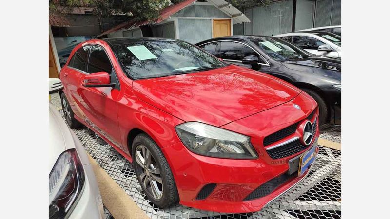 Mercedes-Benz-A200-0734034096-03_20241114210624