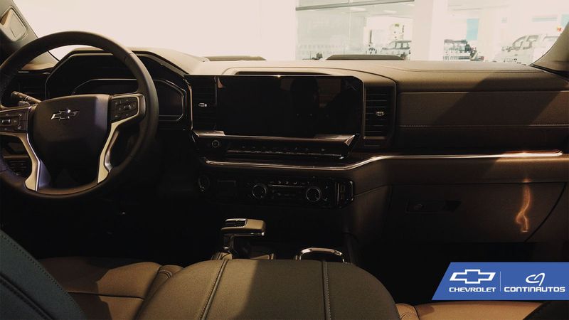 Chevrolet-Silverado-Z71-Rojo-8_20240822231227