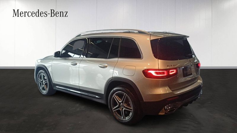 Mercedes-Benz-GLB-200-AMG-Line-00772909-04