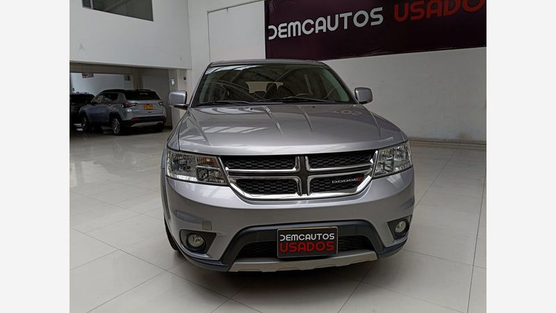Dodge-Journey-Se-2015-Gasolina-7-Puestos-Gris-1416378286-02_20250124155646