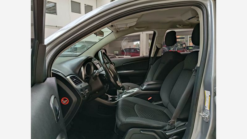 Dodge-Journey-Se-2015-Gasolina-7-Puestos-Gris-1416378286-06_20250124155646