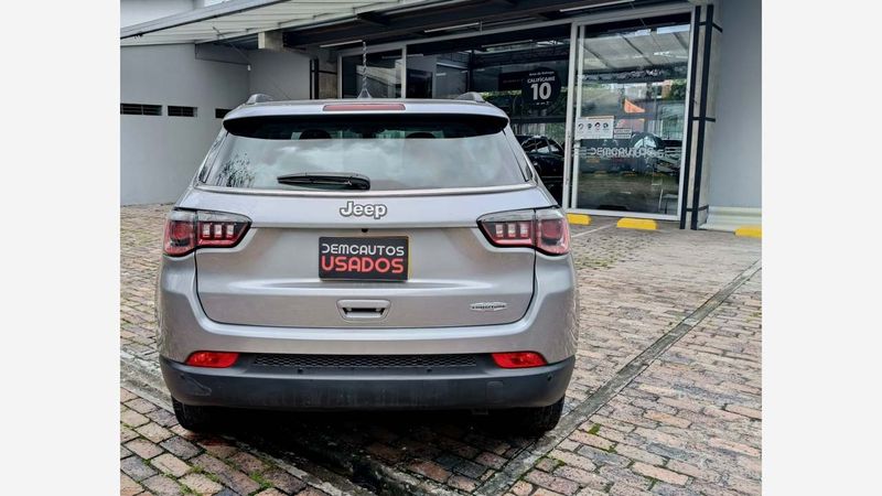 Jeep-Compass-Longitude-2019-Gasolina-1416817988-04_20250124155646