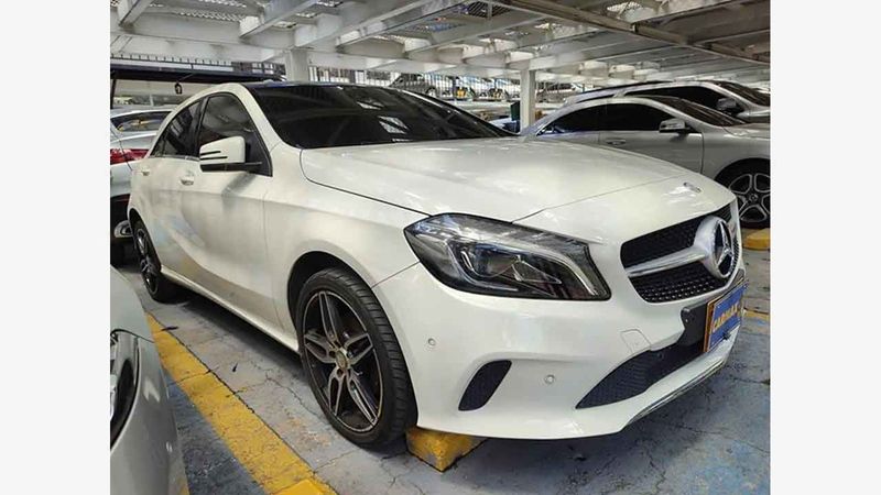 Mercedes-Benz-A200-073906349-02_20241031164512