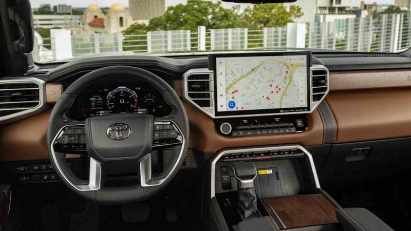 Toyota-Tundra-Platinum-10_20250226163223