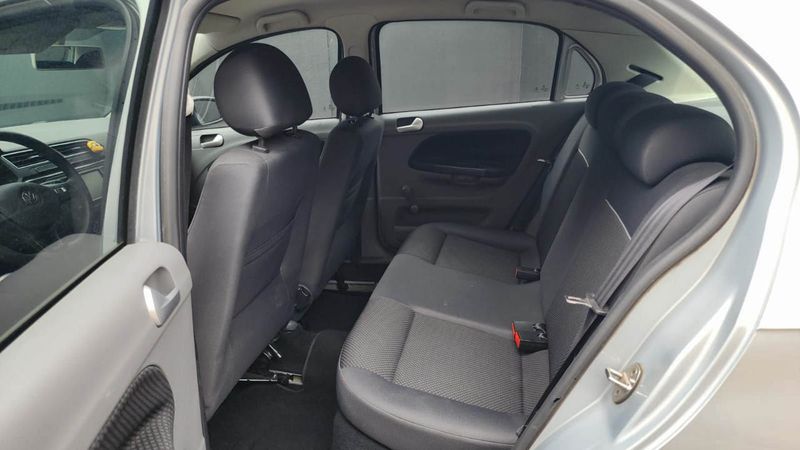 Volkswagen-Gol-1888313206-06_20250225223237