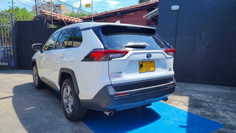 Toyota-Rav-4-1884720573-04_20250225220706