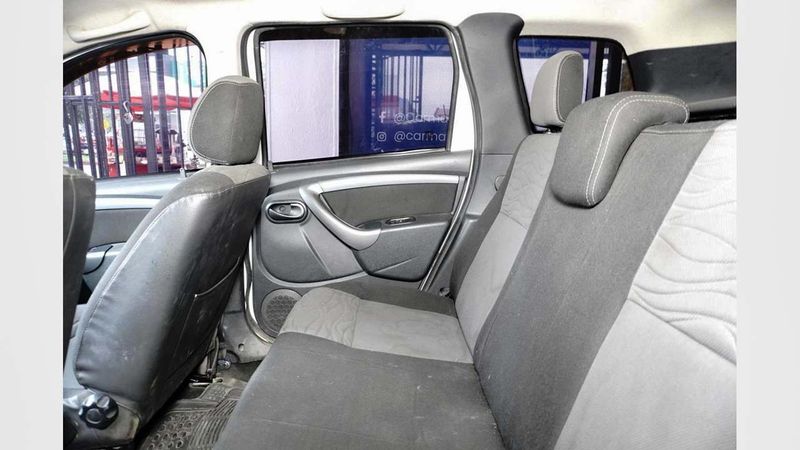 Renault-Duster-0733862129-08_20250313221248