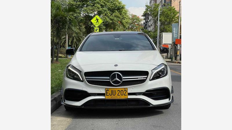 Mercedes-Benz-A45-Amg-4-2-0-Blanco-2024151082-02_20250317235331