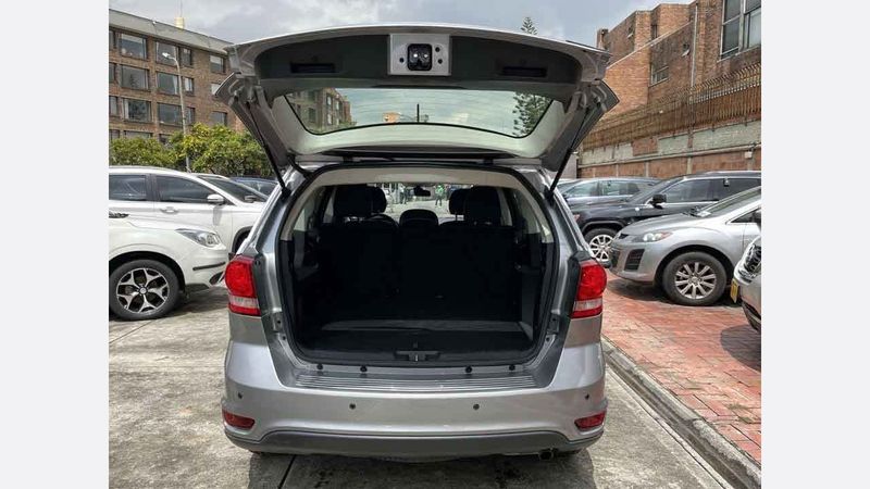 Dodge-Journey-SE-1629708742-09_20250318232938