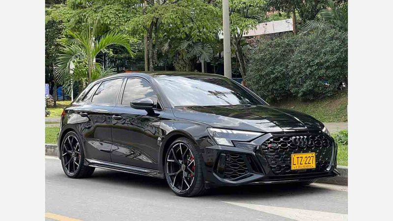 Audi-Rs3-Sportback-2028835914-03_20250326235245