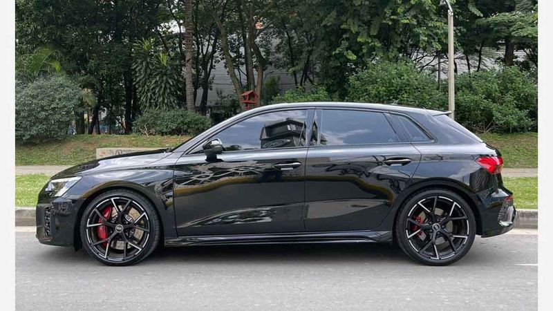 Audi-Rs3-Sportback-2028835914-05_20250326235245
