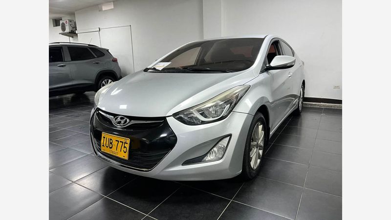 Hyundai-Elantra-014565153-01_20250327152814
