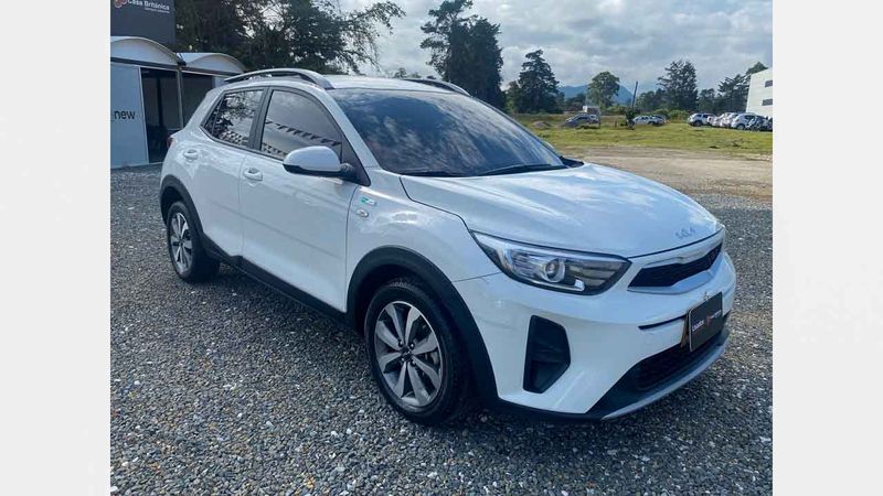 Kia-Stonic-0141307897-03_20250327142537