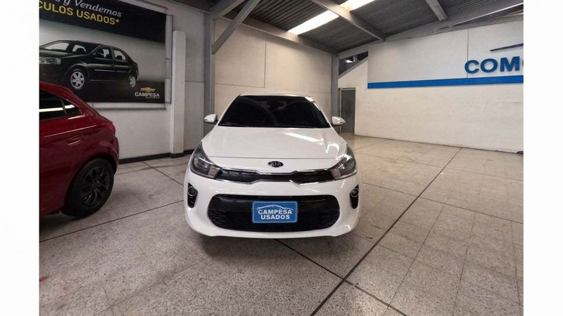 Kia-Rio-Zenith--Blanco-0461947166-02_20250329003340