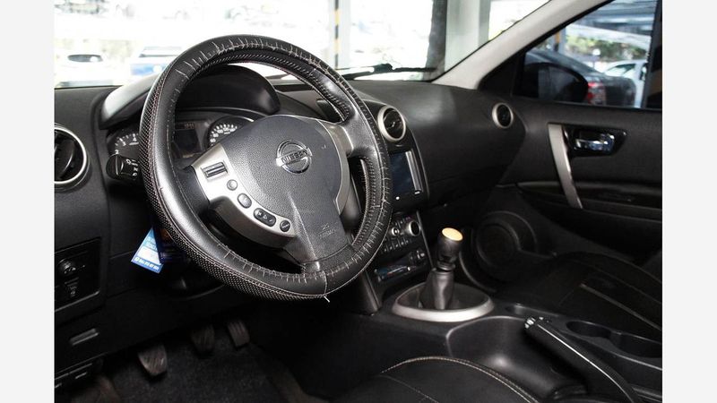 Nissan-Qashqai-205-Gris-073581526-06_20240520224223