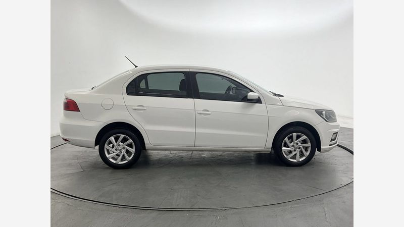 Volkswagen-New-Voyage-Comfortline-1-6--Blanco-1541062494-05_20250329022055