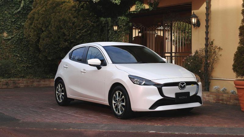 mazda-2-11149467-01_20231116012610