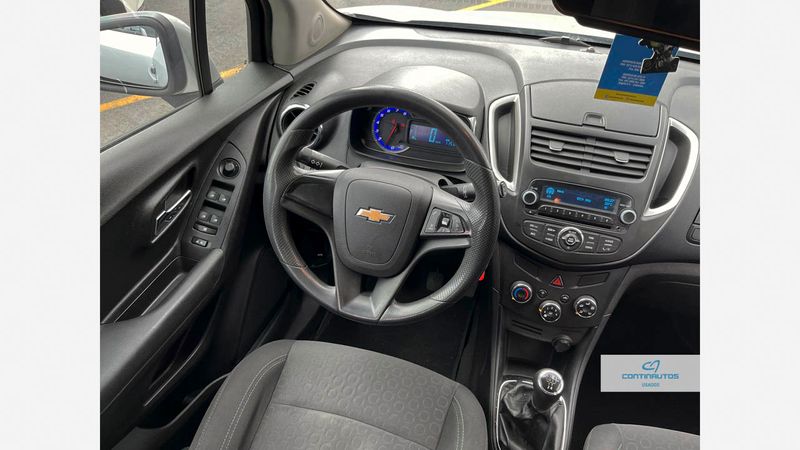 Chevrolet-Tracker-Ls-Mt-0728678331-07_20241218172656