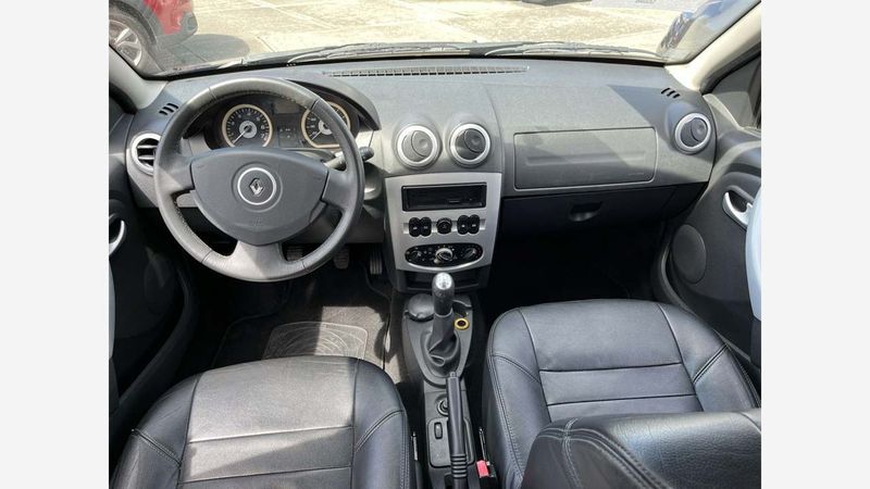 Renault-Sandero-1623813814-07_20250416150730
