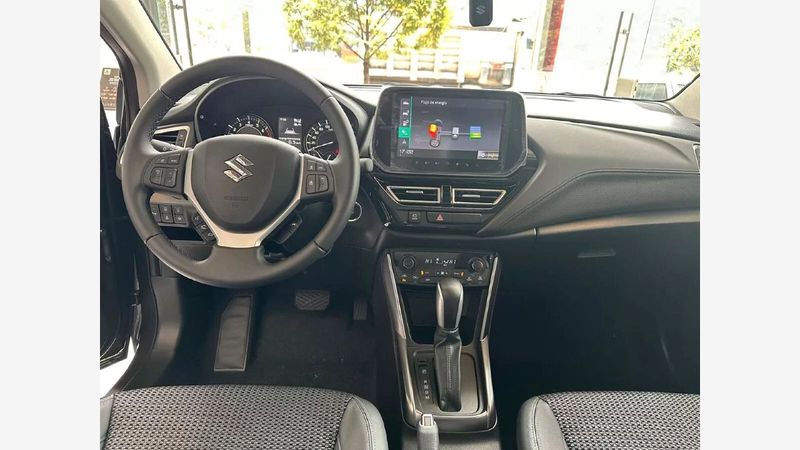 Suzuki New Cross AT GLX