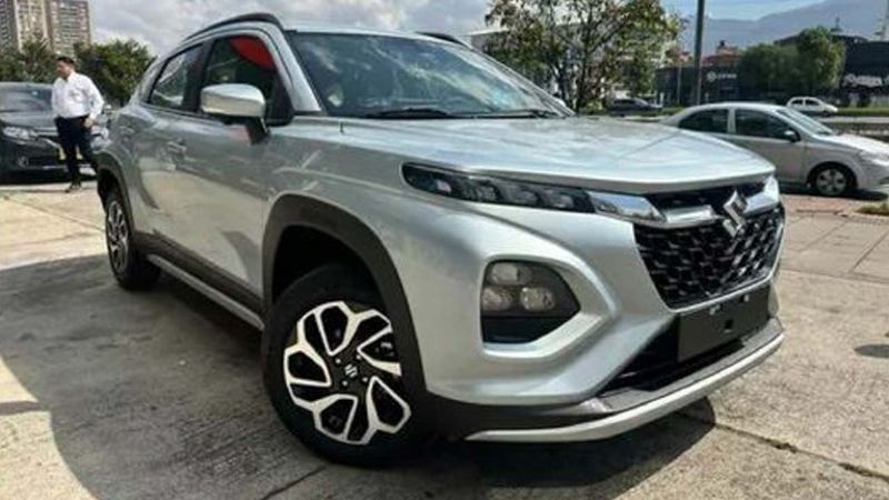 Suzuki-Fronx-AT-GLX-Gris-2055244810-03_20250506011309