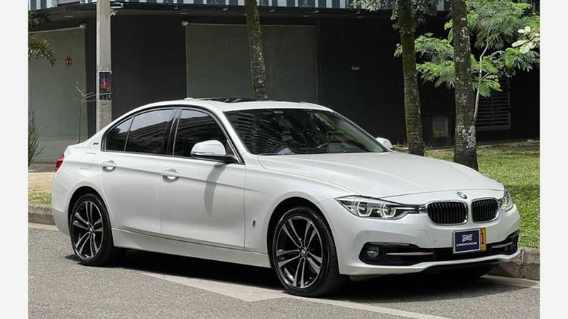 BMW-330E-hev-2-Turbo-Aut-Blanco-2023894320-03_20250326221703