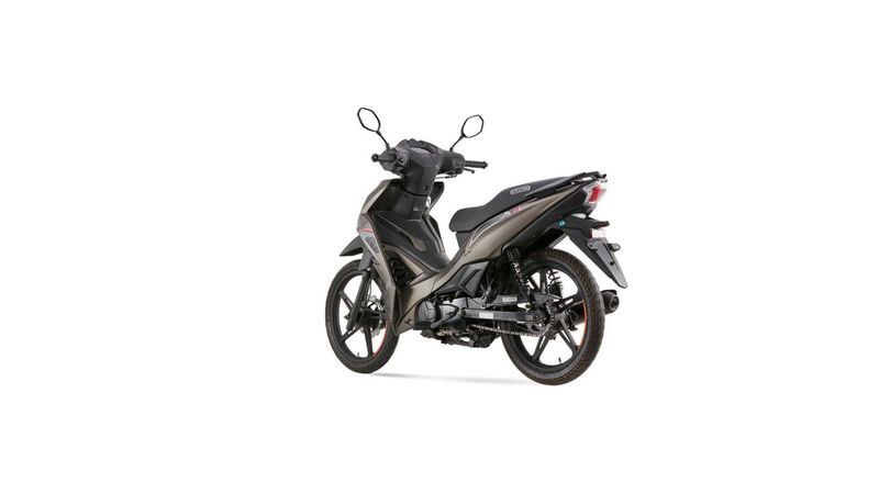 moto_victory_advancex1_125_gris_multicolor_foto1320230912003932