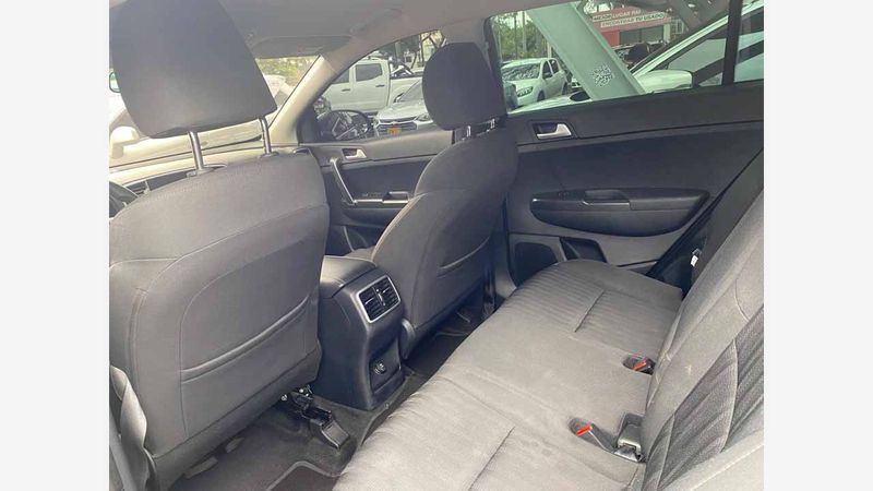 Kia-Sportage-Emotion-Mt-2000Cc--Gris-1905295100-07_20250524002124