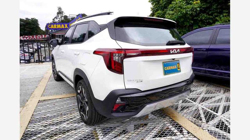 Kia Seltos 42 Blanco
