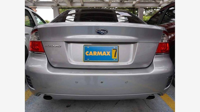 Subaru Legacy 27 Gris