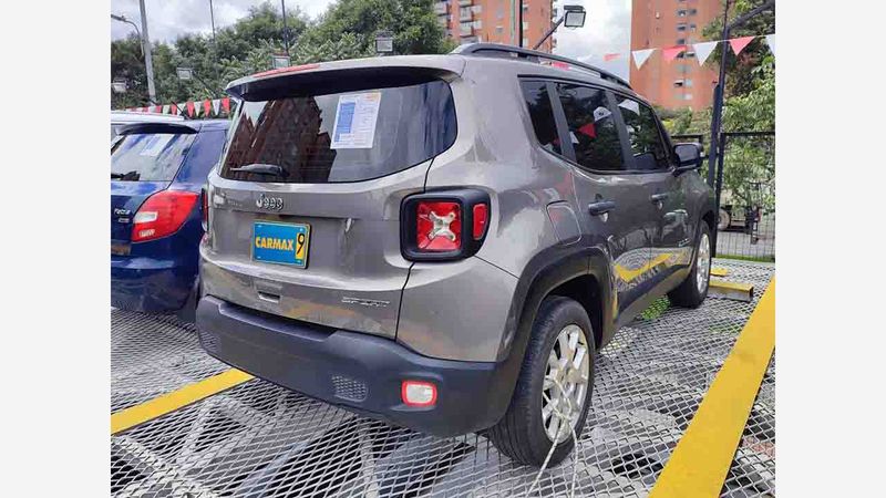 Jeep Renegade 449 Gris
