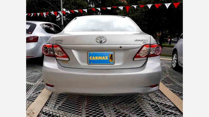 0737709711-Toyota-Corolla-724-Plateado-05_20250527174704