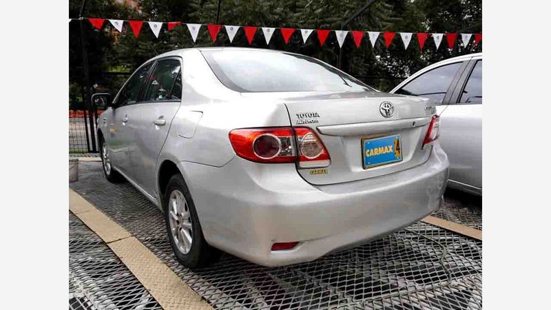 0737709711-Toyota-Corolla-724-Plateado-07_20250527174705