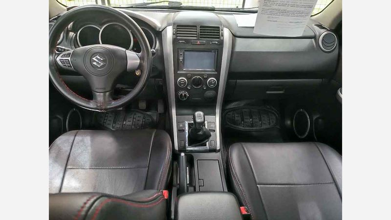 Suzuki Grand