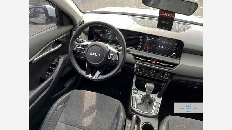 Kia-Seltos-Vibrant-Aut-2-0L-147Hp-Blanco-07_20250602004141