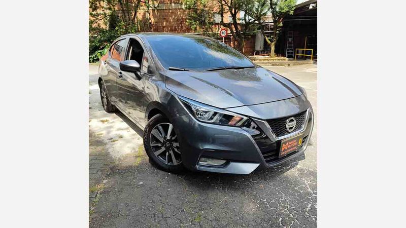 Nissan Versa