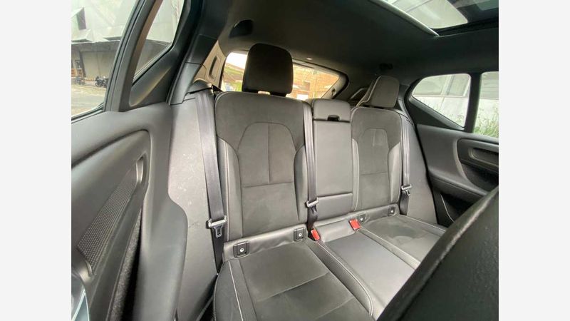 1588701063-Volvo-Xc40-07_20250531000159