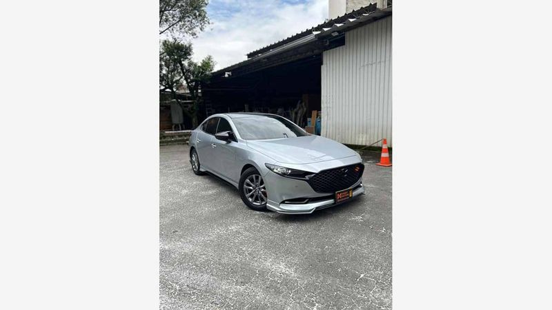 Mazda Touring
