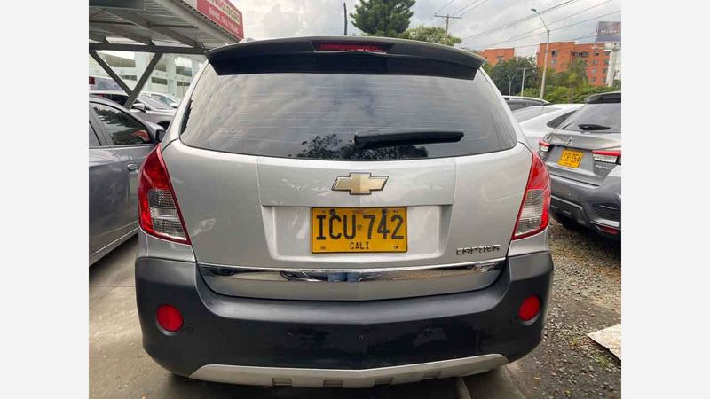 Chevrolet-Captiva-Sport-2-4L-Fwd-At-Plateado-1908408923-05_20250605014025