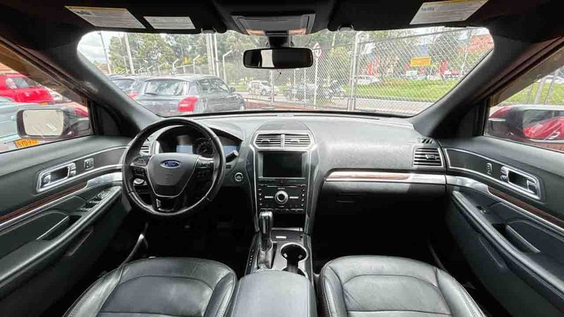 Ford-Explorer-1621438395-06_20250610213020