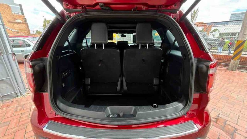 Ford-Explorer-1621438395-08_20250610213020