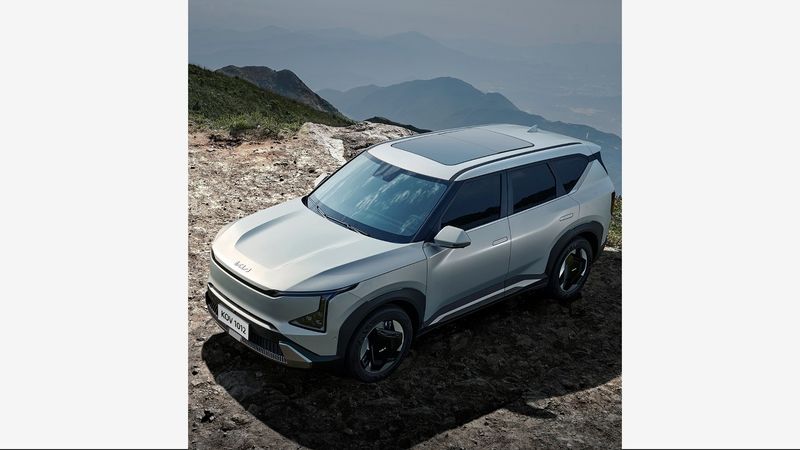 Kia-Ev5-Wind-AT-Gris-0101125183-01_20250403235321