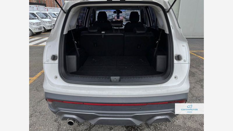 Chevrolet-Captiva-Premier-7-957-Blanco-0728112975-10_20250616164500