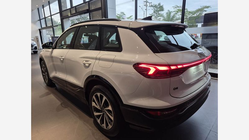 Audi-Q6-04_20250613220011